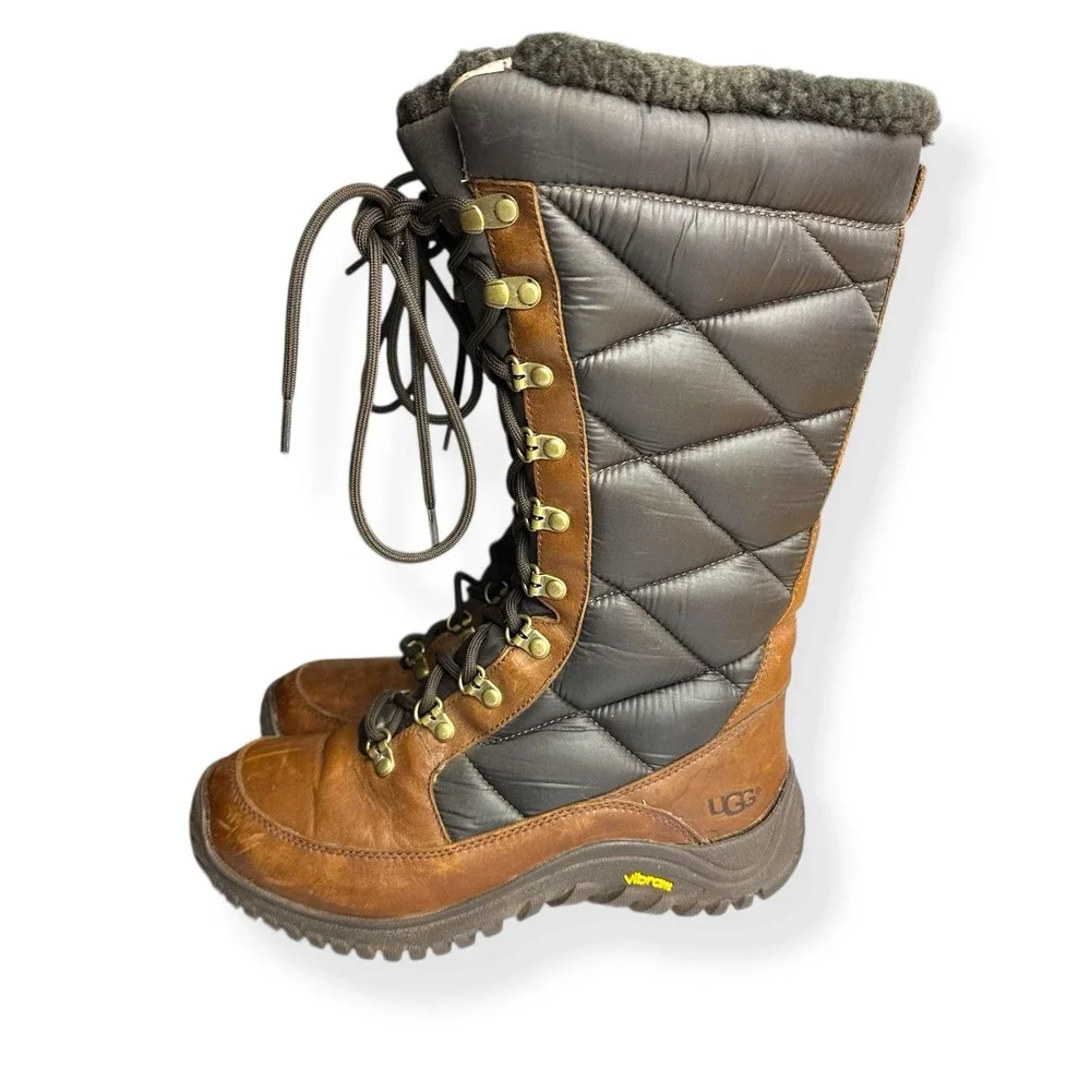 UGG Australia Women's Kintla Boots‎ Leather Quilted Two Tone Brownstone US 7